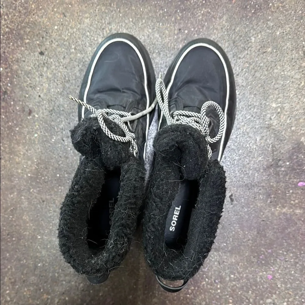 Sorel Black Winter & Rain Boots with Plush Lining and Sturdy Sole
